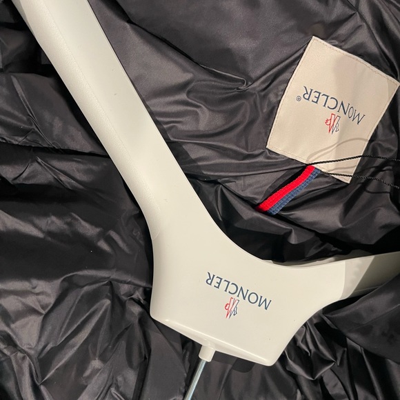 MONCLER VEST - Picture 2 of 10